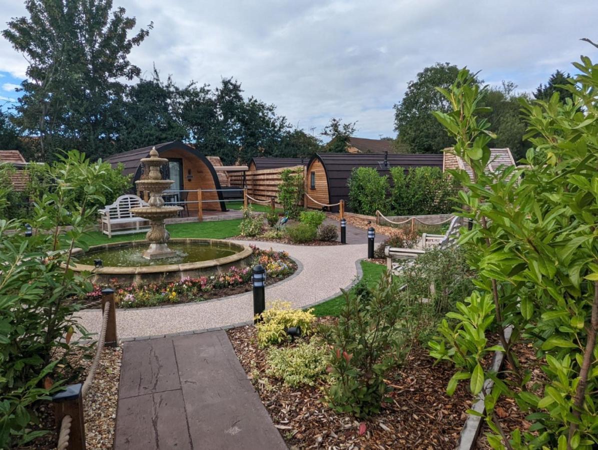 Peacock Lake Glamping Villa Nottingham Kültér fotó